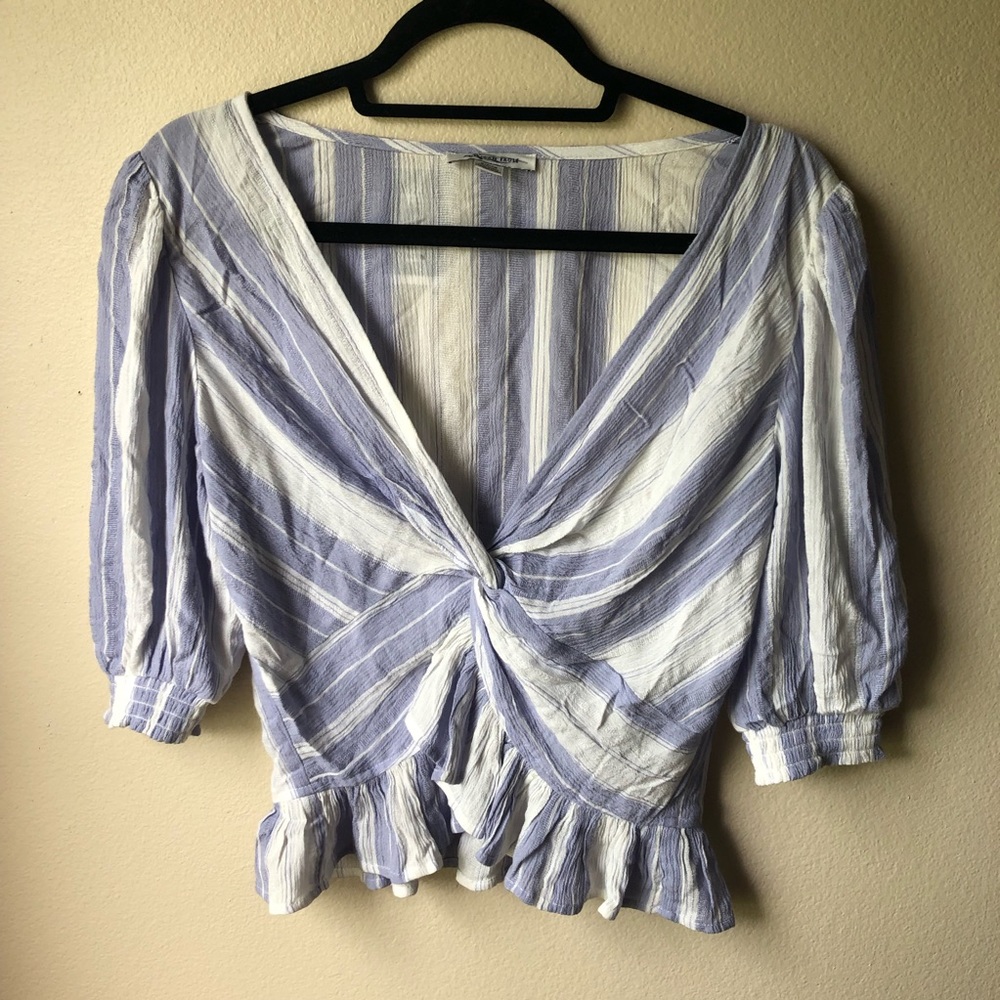 American Eagle white and light blue top